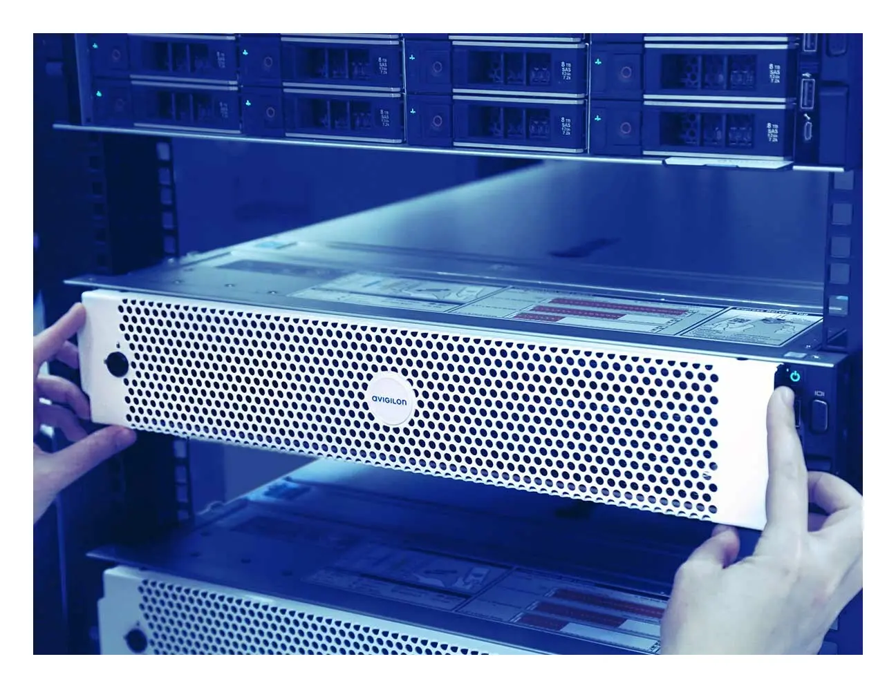 Avigilon AINVR-PRM-PLUS-64TB 64TB NVR Kayıt Cihazı — görsel 2