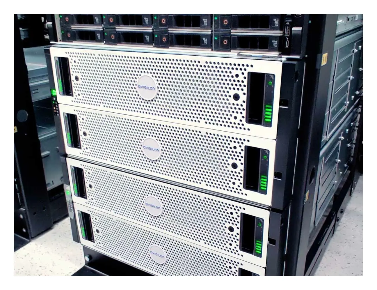 Avigilon AVA-HED1-751TB 751TB Video Arşiv Sunucusu — görsel 3